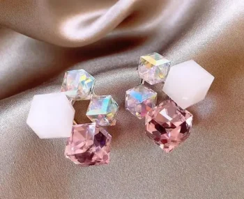 Elegant 4-Stone Earring 