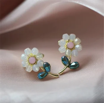 Charming Floral Crystal Stone Earrings