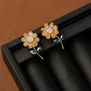 Charming Floral Crystal Stone Earrings