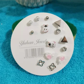 Elegant 7 Pair Earring Set – Style for Every Mood