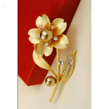 Golden Pearl Flower Brooch