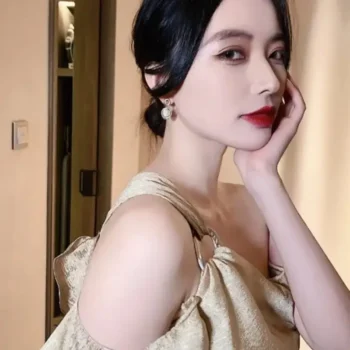 Aurora Gold Crystal Drops Earrings