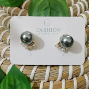 Paw Pearl Ear Studs Earrings