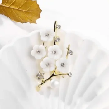 Blossom Pearl Brooch