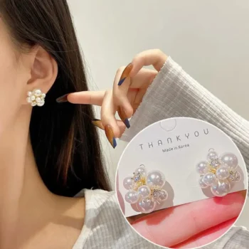 Bloom Pearl Stud Earrings