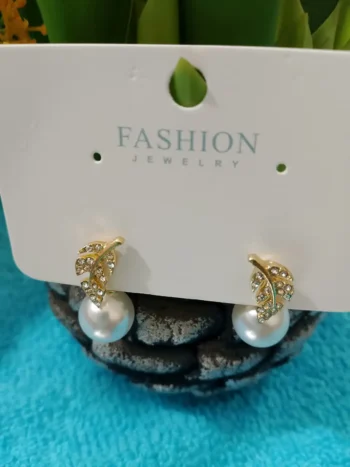 Elegant Pearl Drop Earrings